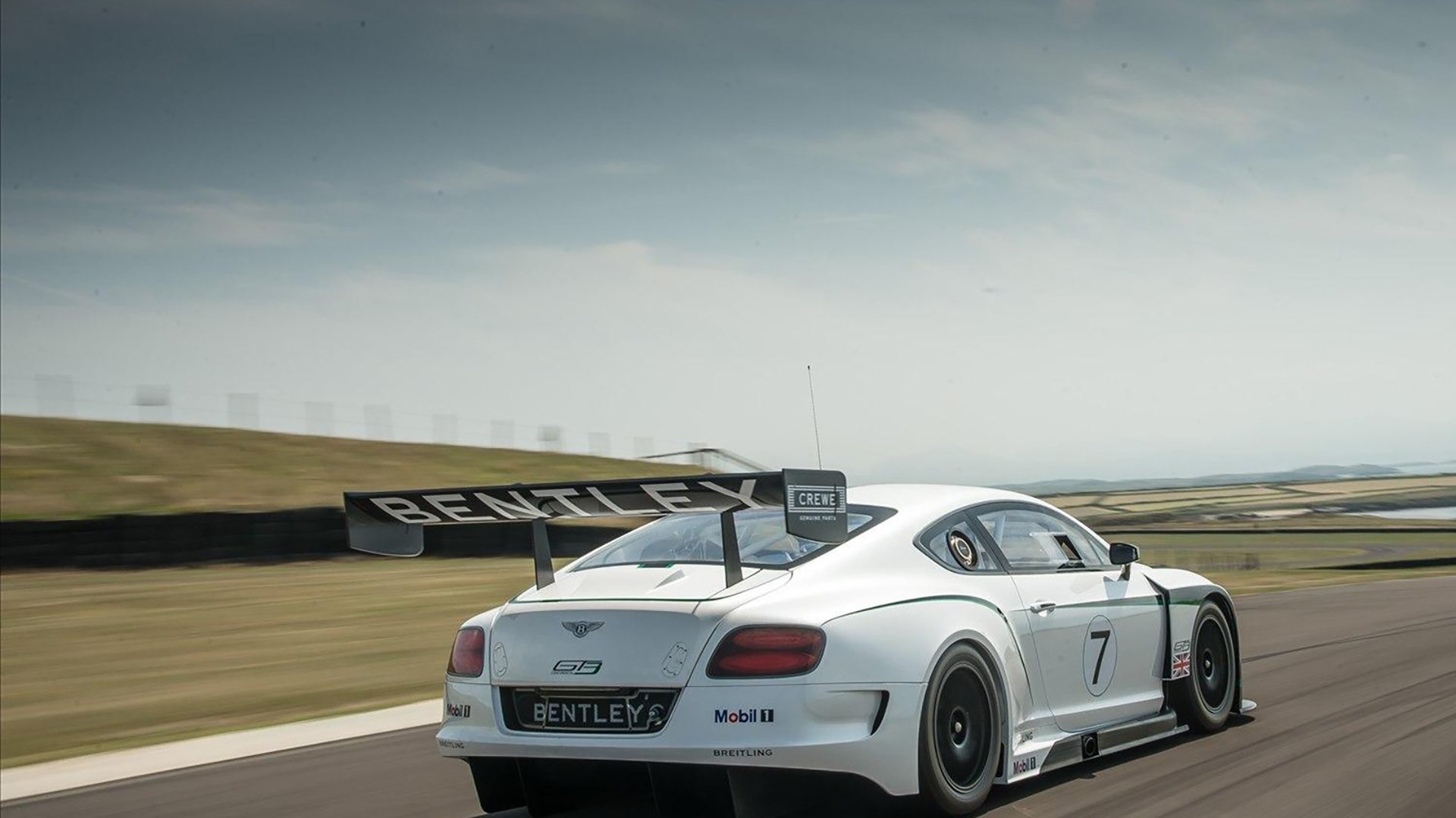 华体会在线下载-乌干达女篮在非洲锦标赛中夺冠，体育崛起创造历史，带你一起看非洲乌干达