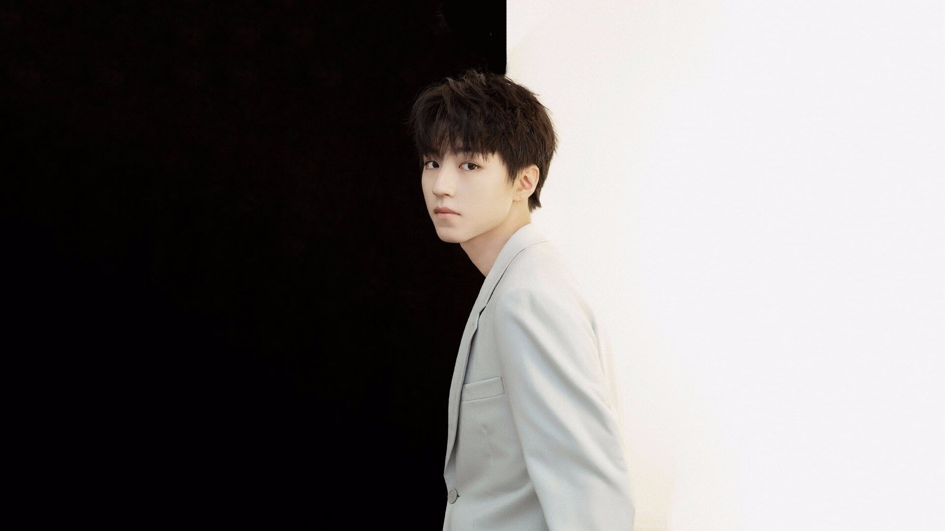 卡萨斯200米个人混合泳决赛表现精彩纷呈